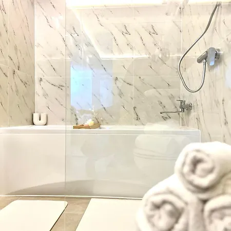 Apartman Ground Floor With A Pool And Terrace