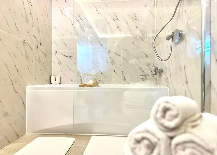 Apartment Ground Floor With A Pool And Terrace