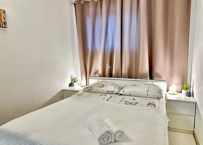 Ground Floor With A Pool And Terrace Apartment Pesnica pri Mariboru